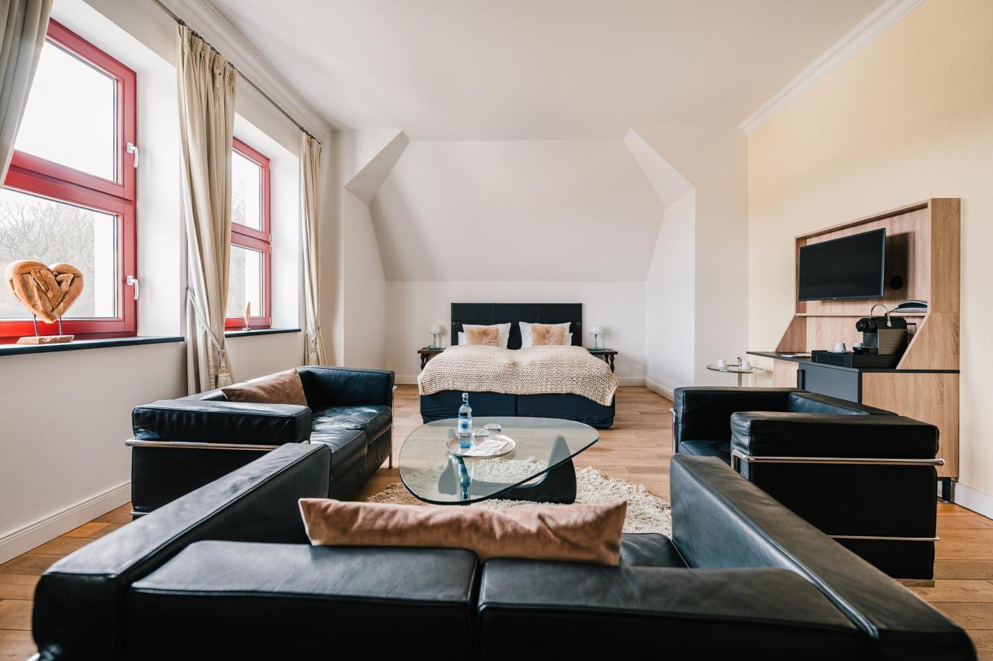 Romantik Hotel Schloss Ranzow Lohme Esterno foto